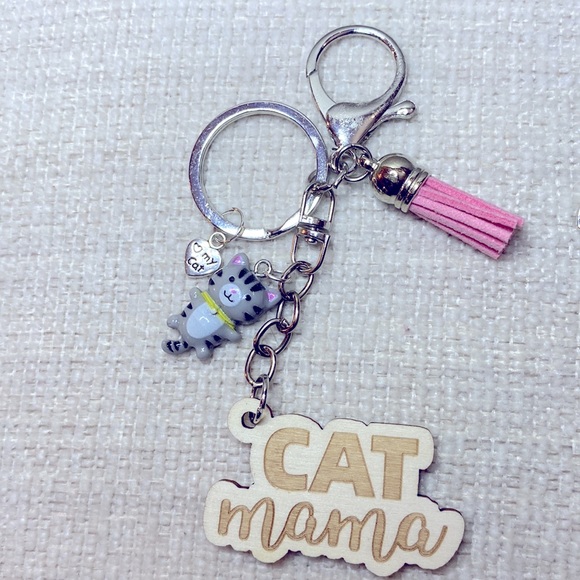 One Cat Mama keychain purse charm - Picture 3 of 4